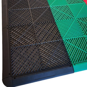 Carrelages de sol en plastique pour <span class=keywords><strong>garage</strong></span> à emboîtement de style moderne Installation facile Option durable et élégante pour les garages - Product Image 6