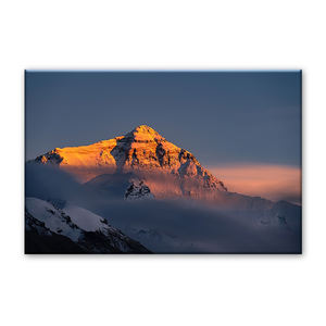 Una splendida stampa su tela con una mozzafiato vista al tramonto sul Monte Everest, paesaggio nepalese, perfetta per la decorazione. - Product Image 4