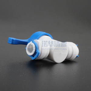 Vanne de purificateur d'eau à connexion rapide 2 points, vanne à bille en plastique bleue pour système d'osmose inverse - Product Image 4