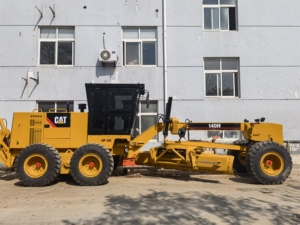 รถมอเตอร์เกรดเดอร์มือสองราคาถูก Cat 140H 140K รถเกรดเดอร์ Caterpillar 140H มือสองสำหรับขาย ของแท้ - Product Image 4