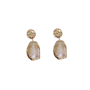 Vintage Gold New <strong>Fashion</strong> Hoop Earrings For Women European American Style Drop Earrings Versatile Elegant For Socialite