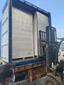 Per l'isolamento e l'impermeabilizzazione dell'umidità del tetto e delle pareti esterne, vengono utilizzati <span class=keywords><strong>pannelli</strong></span> Sandwich decorativi con isolamento termico - Product Image 6