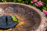 Fontaine de jardin Art Déco solaire pour oiseaux, sur piédestal en bronze antique, résistante aux intempéries, écologique, en résine résistante à la rouille