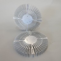Profilé en aluminium Fraisage CNC personnalisé 6000 Série T5 Profilé en aluminium anodisé Coupe de coquille Perceuse Dissipateur thermique en aluminium