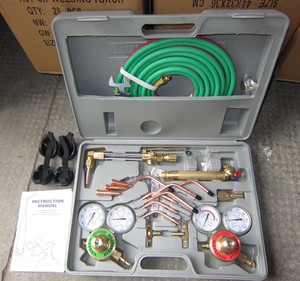 طقم لحام وقطع محمول بالأكسجين والأسيتيلين/البروبان والغاز الطبيعي 63-2 مع حقيبة حمل احترافية 350 أمبير نحاسية - Product Image 5