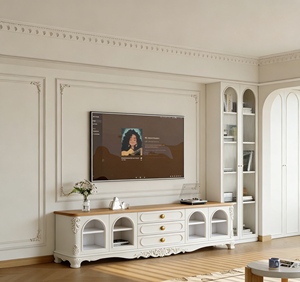 Meuble TV élégant de style provincial français - Charmant meuble de salon avec verre cintré et accents en bois - Product Image 4