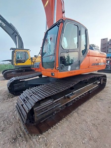 Excavadora Doosan DX300LCA de 30 Toneladas, Usada, con Cucharón Hidráulico para Operaciones en Obras de Construcción - Product Image 6
