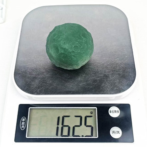 Esferas artesanales de cristal energéticas naturales de Venta caliente <span class=keywords><strong>Luna</strong></span> de fluorita <span class=keywords><strong>verde</strong></span> para Fengshui - Product Image 6