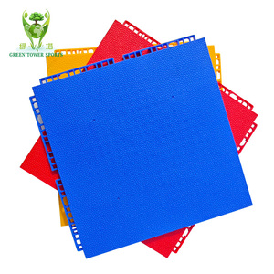 El piso entrelazado de polipropileno ecológico más vendido utilizado para pisos de cancha de fútbol, pisos de ensamblaje de cancha de fútbol para o - Product Image 6