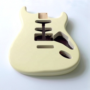 Corpo <span class=keywords><strong>Chitarra</strong></span> ST in Legno di Ontano Crema Vintage da 45mm Finitura <span class=keywords><strong>Satinata</strong></span> alla Nitro Configurazione SSH per Kit Fai-da-te di Chitarre Elettriche Artigianali di Grande Successo - Product Image 4