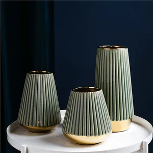 Nuovo arrivo moderno vaso decorativo per la casa ornamento artigianale decorazione domestica in ceramica per il matrimonio