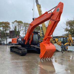 รถขุดมือสอง Hitachi ZX240LC น้ำหนัก 24400 กก. กำลัง 125 กิโลวัตต์ เครื่องยนต์ Isuzu CC-6BG1T บุ้งกี๋ขนาด 1.2 ลบ.ม. ชั่วโมงการทำงานต่ำ - Product Image 3