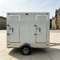 Oferta Especial: Remolque Sanitario Móvil de 2 Cabinas con Eje Único, Inodoro Portátil con Urinario y Lavabo para Eventos al Aire Libre y Construcción
