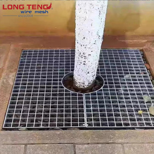 Griglia di scarico in acciaio zincato da 12 pollici per esterni a prova di ruggine, <span class=keywords><strong>copertura</strong></span> per fogna quadrata in metallo, fogli tagliati in argento - Product Image 3