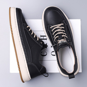 Zapatillas casuales para hombre con suela de goma antideslizante, de cuero, para caminar, estilo informal. - Product Image 2