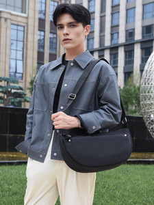 Bolso Bandolera Deportivo de Lona Personalizado para Hombre, Bolso Cruzado de Nylon para Cintura y Pecho, Accesorio Deportivo Moderno de Verano - Product Image 5