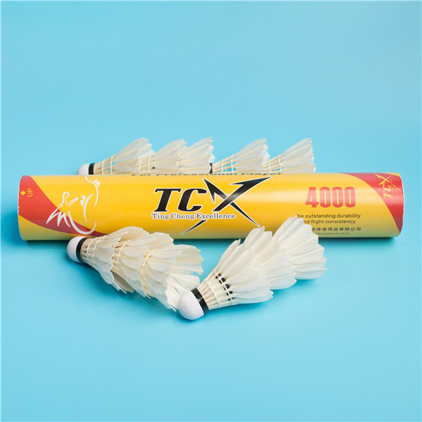 Remarkably Sturdy Construction Badminton Shuttlecock&Dependable Performance for Winning Shots&Smart Savings, Smooth Plays