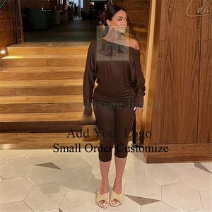 Top da yoga e allenamento a maniche lunghe con scollo a V da donna, adatto per lo shopping, la corsa e le attività fitness. - Product Image 2