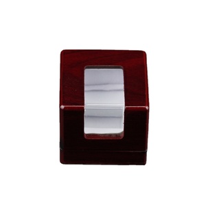 Con finestra in acrilico trasparente Hockey calcio basket Baseball campioni anello di visualizzazione scatola di legno - Product Image 1