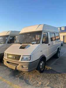 <span class=keywords><strong>IVECO</strong></span> <span class=keywords><strong>Daily</strong></span> Usada, Modelo 2019, 6 Asientos, Motor Diésel, Transmisión Manual, Motor Delantero, Tracción Trasera, Furgoneta Ligera - Product Image 1