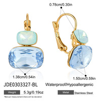Boucles d'oreilles Huggie de luxe Gaovo Premium avec strass, résistantes au ternissement, en titane plaqué or 18 carats, design géométrique tendance
