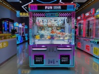 Neofuns Fun Star 2P Machine de jeu d'arcade à monnayeur avec grue à griffes géante pour la distribution de cadeaux et de poupées