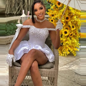 Robes de bal sur mesure en perles blanches de qualité supérieure, épaules dénudées, mini robes de mariage pour filles, robes de soirée Aso Ebi - Product Image 2