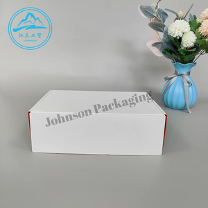 Caja <span class=keywords><strong>de</strong></span> Regalo Ecológica <span class=keywords><strong>de</strong></span> Papel Kraft Reciclable para Envíos, con Laminado Mate, Impresión a Color y Logotipo Personalizado - Product Image 5