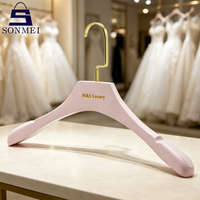 Cintres en bois personnalisés roses pour vêtements féminins, pour robes et jupes, résistants et de qualité supérieure