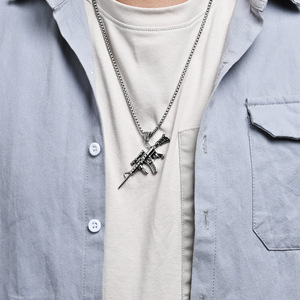 New yunnique style military fashion M416 assault rifle pendant necklace for men, hip-hop personalized jewelry and a - Product Image 3
