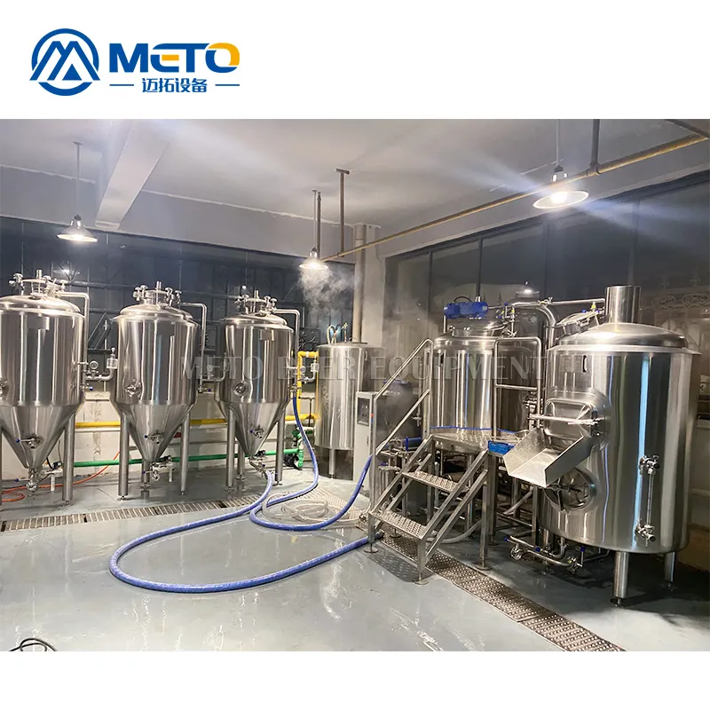 SUS 304 المواد 300L جهاز صنع العصائر ماكينة تخمير البيرة