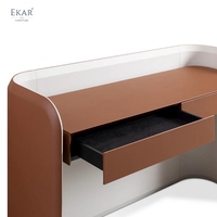 Table de toilette moderne de luxe en cuir, coiffeuse en bois, console de chambre incurvée, mobilier