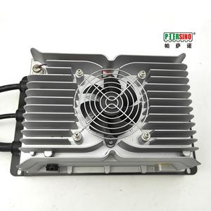 شاحن أيون الليثيوم 3 كيلو وات على متن الطائرة 3.3kW AC/DC شاحن لوح الليثيوم V تبريد الهواء لبطارية الجيل الثالث - Product Image 1