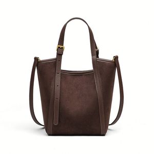 2025 High Quality Large Capacity Daily Use Soft Nylon Women Quilted Crossbody Bag Light Weight Puffer Shoulder Bag - Product Image 5