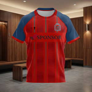 เสื้อฟุตบอลซับลิเมชั่นสั่งทำพิเศษสำหรับผู้ชาย สีเขียวน้ำเงินลายทาง แขนสั้น ผ้าโพลีเอสเตอร์ซับเหงื่อ พร้อมชื่อผู้เล่นด้านหน้าและชื่อทีม - Product Image 1