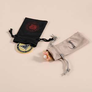 Pochette en velours recyclable avec logo personnalisé, petite boîte à bijoux en velours noir, emballage promotionnel pour montres - Product Image 5