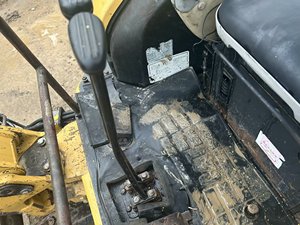 Prix bas d'occasion japonais CAT 303cr EPA moteur 3 tonnes cat 303CR Mini pelle utilisé chenille 303 303.5 303C 303.5E - Product Image 5