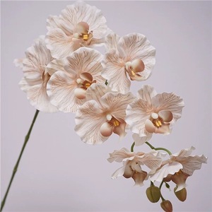 Ramo de flores artificiales de Phalaenopsis de estilo europeo, elegante adorno de flores artificiales de alta calidad para decoración del hogar. - Product Image 3
