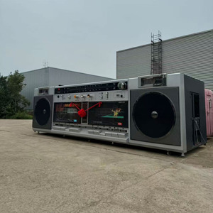Camion de restauration mobile géant en aluminium avec structure en acier inoxydable pour le service de thé au lait, café et snacks dans les marchés nocturnes et sites touristiques - Product Image 2