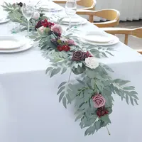 アマゾンの結婚式のテーブルの花屋外の宴会の装飾造花結婚式のつるガーランド
