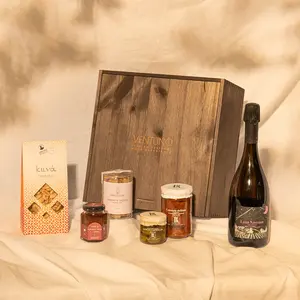 Ventuno Sicily Experience Box: Set Regalo in Legno di Lusso per Aperitivi e Feste - Product Image 1
