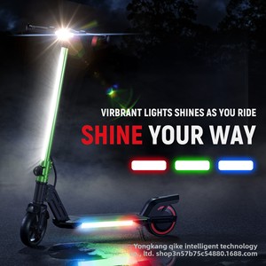 Patinete Eléctrico para Niños, Monopatín de Aluminio de Dos Ruedas, Luces LED de Colores, Acelerador Electrónico, Frenos Electrónicos, Plegable - Product Image 2