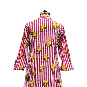 Vestido Casual de Mujer con Estampado Floral Rosa, Cuello en V, Manga Larga, Corte en A, Cintura Imperio, 100% Algodón - Product Image 3