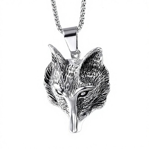 Collana <span class=keywords><strong>con</strong></span> <span class=keywords><strong>Ciondolo</strong></span> a Forma di Testa di <span class=keywords><strong>Lupo</strong></span> in Acciaio Inossidabile Dorato, Gioielleria alla Moda 2026 per Uomo - Product Image 2