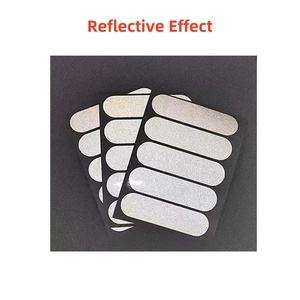 Ruban de sécurité réfléchissant noir super visible, autocollants décoratifs universels, étiquettes pour dissimuler les rayures sur les casques et carrosseries de voitures et de motos - Product Image 4