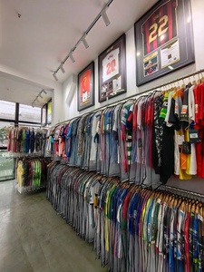 Camiseta <span class=keywords><strong>de</strong></span> Fútbol Personalizada para Hombre, Modelo Marsella 26/27, Diseño <span class=keywords><strong>de</strong></span> Mármol Rojo, Transpirable, <span class=keywords><strong>de</strong></span> Secado Rápido, 100% Poliéster, Cuello Redondo, Uniforme <span class=keywords><strong>de</strong></span> Entrenamiento - Product Image 4