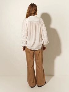 Abbigliamento da donna bianco di alta qualità camicie lunghe maniche a palloncino donna Casual abbottonate top alla moda rifiniture in <span class=keywords><strong>pizzo</strong></span> camicette da donna - Product Image 5