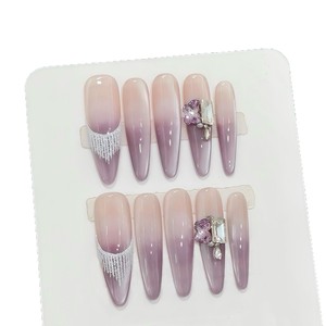 Uñas Postizas Hechas a Mano, Degradado Morado Taro de Primavera/Verano, con Flecos Plateados, Joyería de Lujo, Uñas Reutilizables, Venta al Por Mayor - Product Image 5