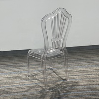Chaises de mariage élégantes en polycarbonate transparent avec dossier couronné, chaises transparentes de style baroque pour banquets et événements, vente en gros