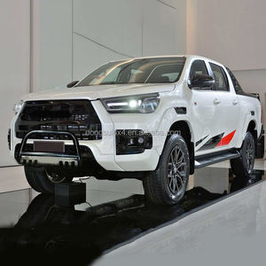 Parachoques delanteros <span class=keywords><strong>de</strong></span> coche resistentes <span class=keywords><strong>de</strong></span> nuevo diseño, barra <span class=keywords><strong>de</strong></span> toro <span class=keywords><strong>de</strong></span> acero para Lc200 Toyota Nissan Ford Jeep Toyota Hilux F150 Isuzu Hiace Mitsubishi - Product Image 6